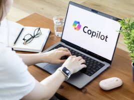 Copilot ve Windows umí víc než kdy dřív: Píše dokumenty i čte e-maily z Gmailu