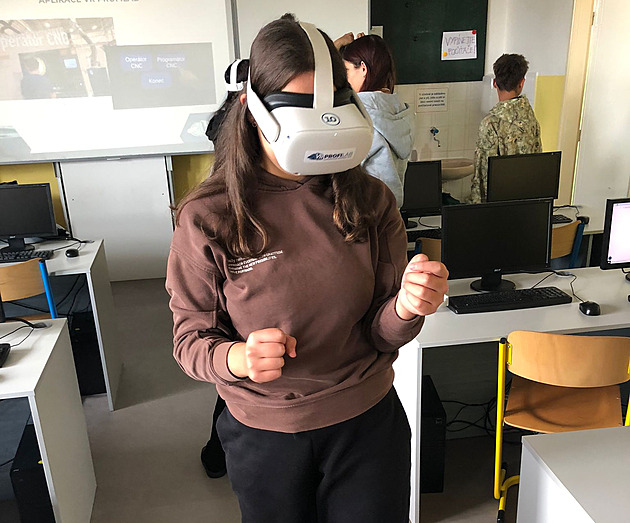 Virtuální realita otevírá studentům možnost vyzkoušet si mnohá povolání