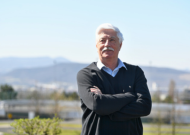 Vítězství povznášejí, série proher ubíjí. Manažer Přikryl o situaci v Ústí