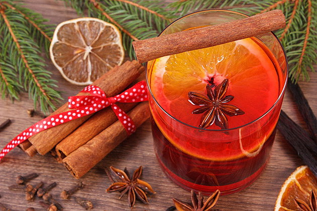 Léčivé koření má vůni Vánoc. Účinky skořice či badyánu vás ohromí