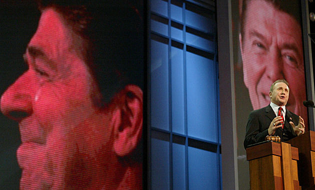 Zemřel adoptovaný syn prezidenta Reagana, život zasvětil ideálům svého otce