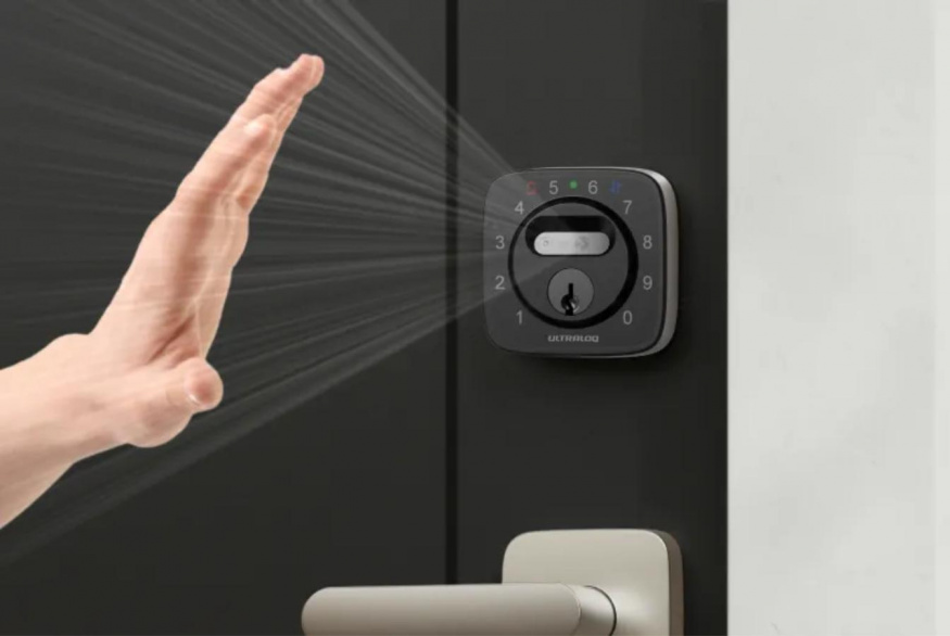 Dotyk už není nutný: tenhle geniální chytrý zámek vás pozná i podle dlaně