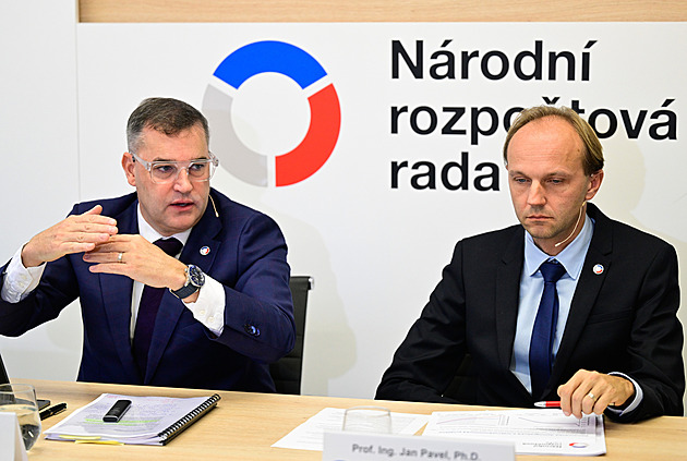 Všechny problémy se zhmotnily. Rozpočtová rada shrnula loňský rozpočet