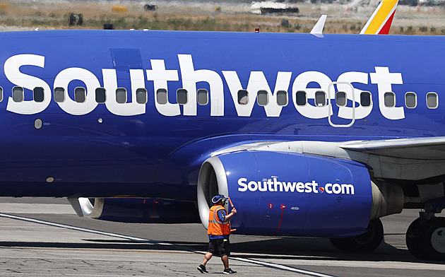 Nikdy jsem nezažil takový chaos. Nová pravidla aerolinek Southwest pasažéry štvou