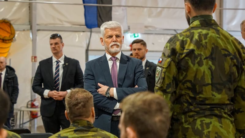 Pavel na základně NATO v Lotyšsku. Vyprávěl historky, Češi popsali službu u hranic s Ruskem