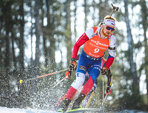 S biatlonisty v Otepää cloumal vítr. Karlík vylepšil maximum, vyhrál úkaz Laegreid