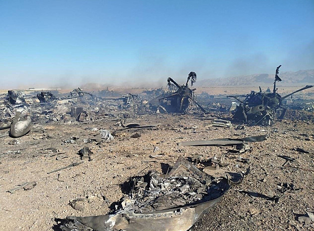 Troufalá evakuace letce z Íránu málem selhala a ohrozila desítky životů