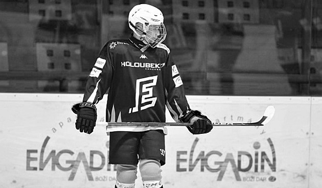Zemřel hokejista Příplata. Mladému obránci Karlových Varů bylo 19 let