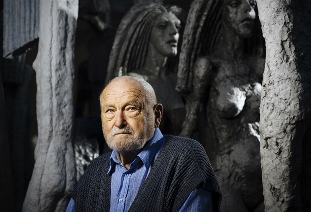 Sochař Olbram Zoubek by oslavil stovku. Jeho poslední dílo čeká výstavní premiéra