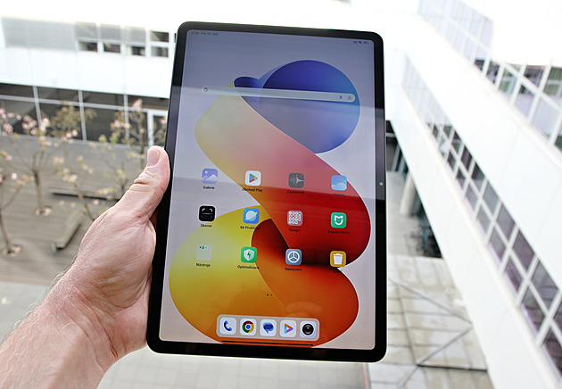 Zajímavý tablet nemusí stát moc peněz. Tento je levný a má i ohromnou baterii