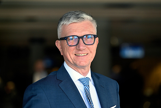 Hospodářská komora zvolí nové vedení, na jejím sněmu vystoupí i Schillerová