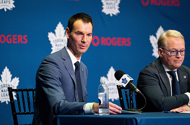 Najali jste lháře. Toronto ohromilo volbou manažera, v minulosti porušoval pravidla