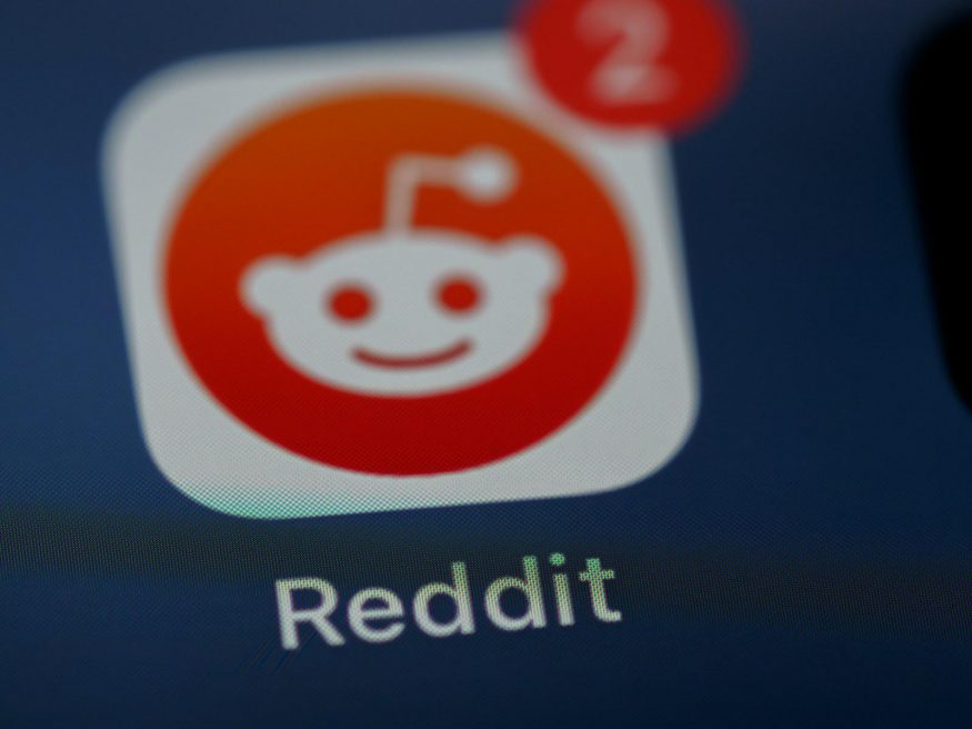Reddit naštval uživatele, začal blokovat přístupy na web z mobilního telefonu