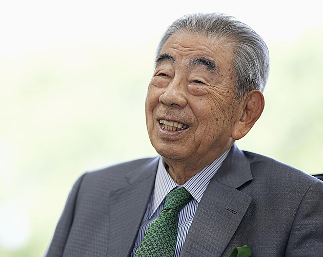 Zemřel „Hurikán Suzuki“. Průkopník japonského maloobchodu a šéf řetězce 7-Eleven