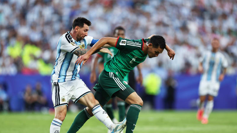 GLOSA: Messi a červená karta? Všichni fotbalisté jsou si rovni, ale někteří jsou si rovnější