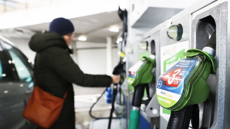 Nafta brzy výrazně zdraží, míní analytici. TABULKA ukazuje cenu paliv v jednotlivých krajích