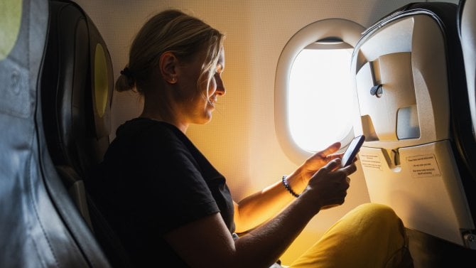 [AKTUALIZOVÁNO 25. 6.] Neomezená data zdarma jsou zpět. Operátoři odhalili své letní nabídky