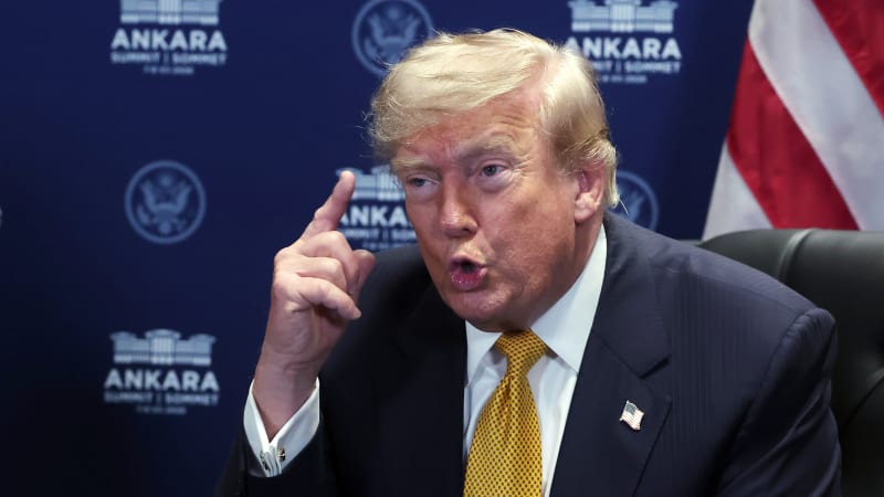 Zničíme i íránské mosty a elektrárny, hrozí Trump. Další vlna úderů zabila desítky lidí