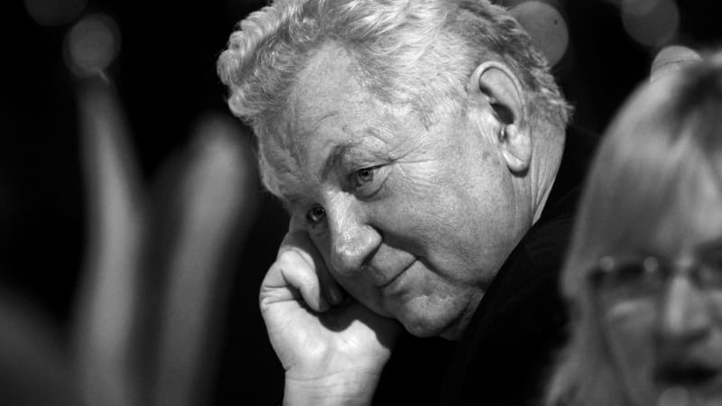 Zemřel Jaroslav Zvěřina. Formoval moderní českou sexuologii, angažoval se i v politice