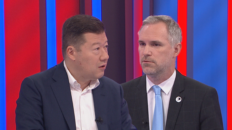 Okamura před cestou do Číny: Chceme její výstavu v Praze. Neklaňte se tak, vyzval ho Hřib