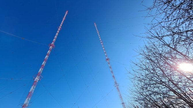 Je libo si koupit nejvyšší stavbu v Česku? České Radiokomunikace ji nabídly k veřejnému prodeji