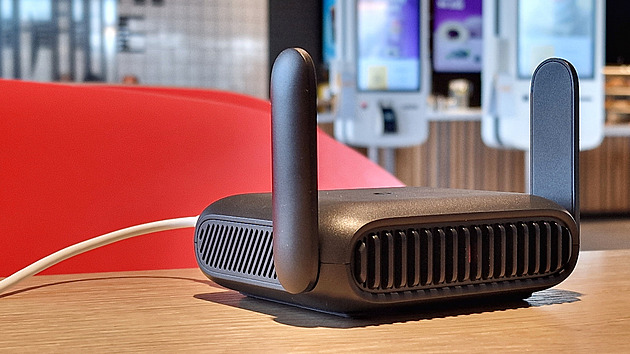 Bezpečný internet i na hodně podezřelé veřejné síti? Přenosný router to dovede