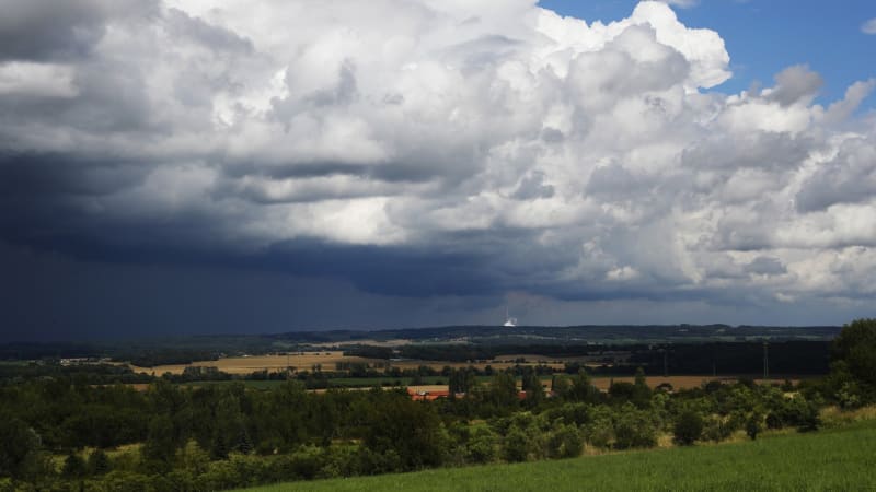 Udeří déšť a přeháňky, hrozí i bouřky. RADAR ukazuje, kdy se vrátí léto
