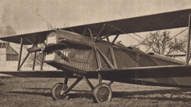 Armádní letadlo spadlo také přesně před 100 lety. Nebeské havárie musel řešit Senát