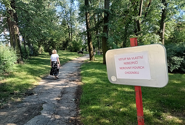 Pelhřimovský „Sherwood“ přestane děsit lidi, město chce park u nádraží oživit