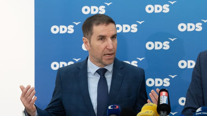 ODS chystá „bazuku na vládu“. Kvůli Pavlem vetovanému zákonu i regulaci cen pohonných hmot