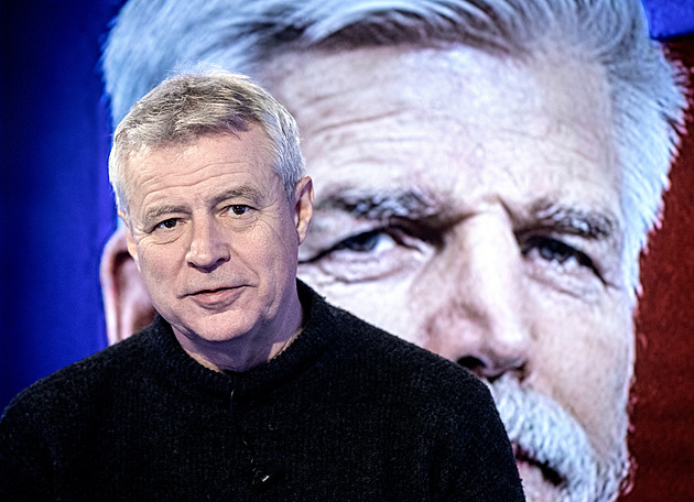 Změna názoru? Pavlův přítel Kolář dříve silné kroky Hradu vůči vládě kritizoval