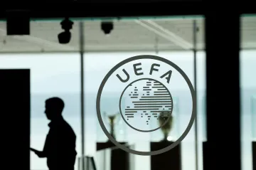 UEFA vyhlásila bojkot šampionátů, návrh FIFA na prodej práv investorům odmítla