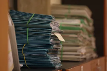 Vláda chce místo zrušení paragraf o neoprávněné činnosti pro cizí moc zpřesnit